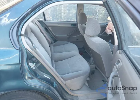 1998 Honda Civic Dx from USA, damaged, VIN 2HGEJ6625WH539668